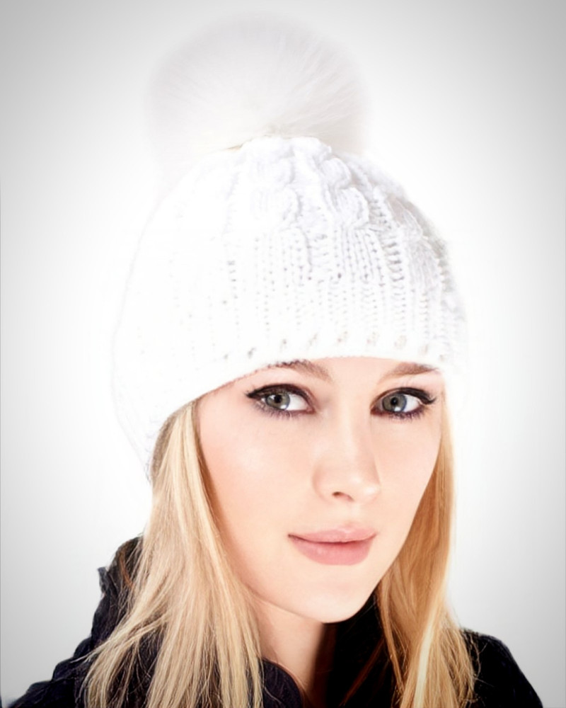 biala-czapka-z-pomponem-483ols-1.jpg