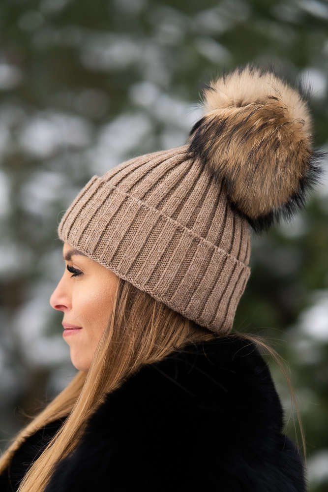 czapki-z-pomponem-z-jenota-264scv-1.jpg